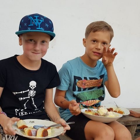 68541740 1864886153613723 988622362536574976 o